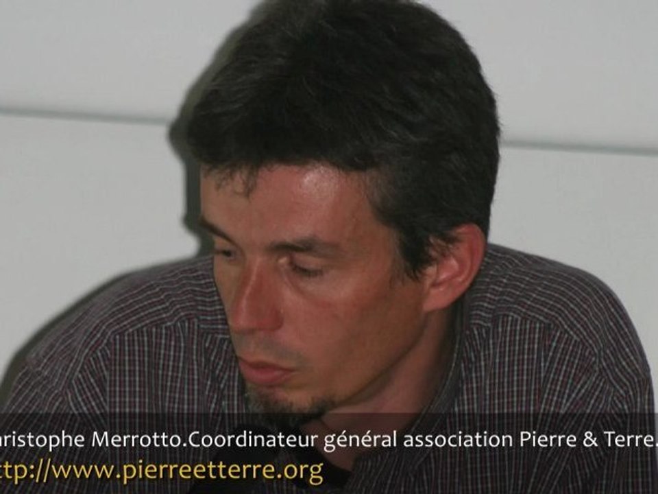 Terra mair, éco-construction. Intervention de Pierre & Terre du Gers, assises de la terre crue