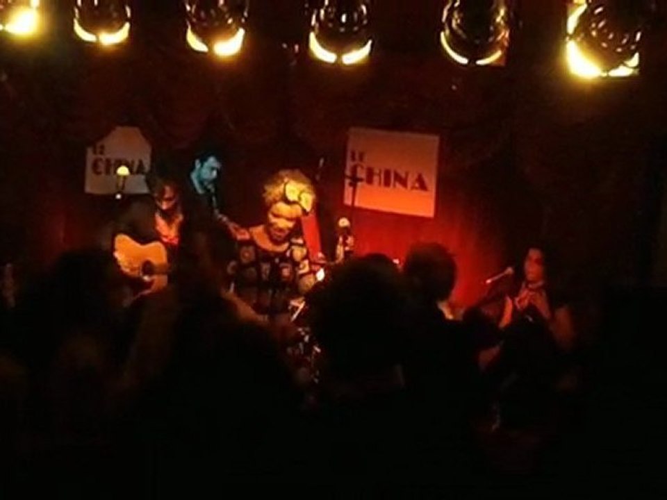 GINKGOA - De New York à Paris - Live au CHINA (30/03/11)
