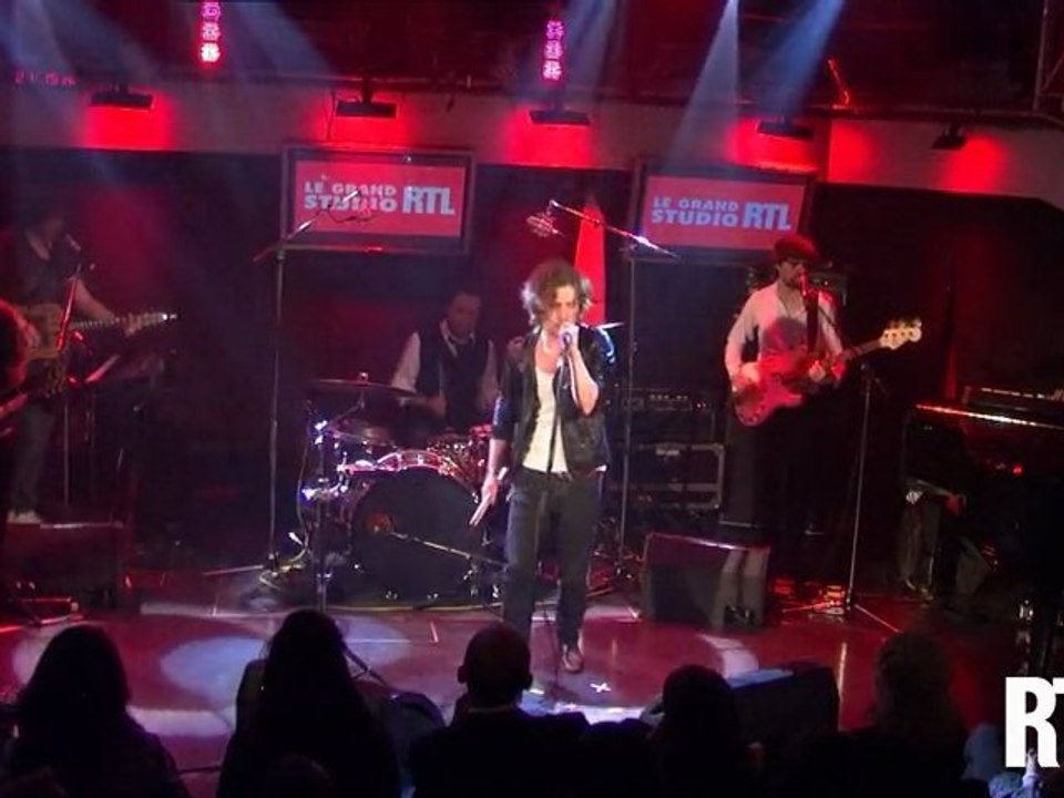 Julien Doré: kiss me forever en live sur RTL