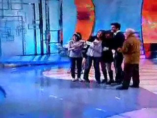 Angy en La Ruleta de la Suerte (Parte 04)