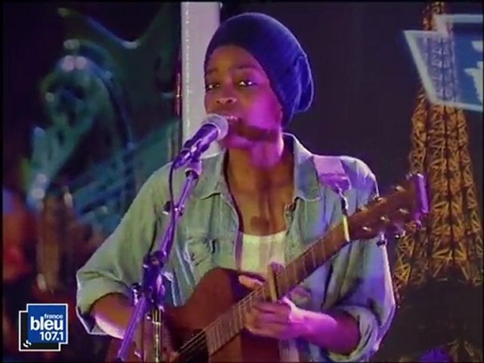 Irma Musique sur Seine - Watching Crap on TV