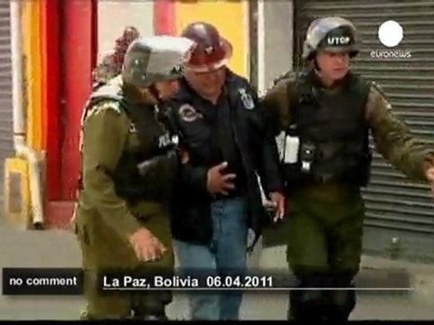 Bolivian workers demand higher wages - no comment