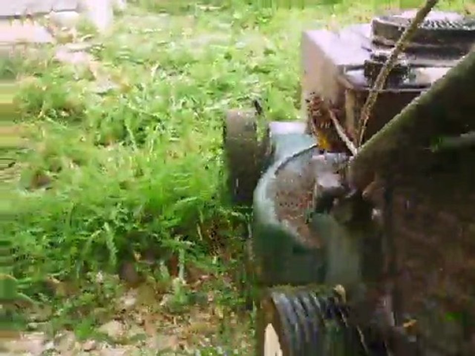 cam embarquee tondeuse