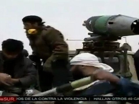 Fuerzas leales a Al Gaddafi continúan avanzando