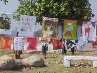 drapeaux des rêves au vent d'Inde