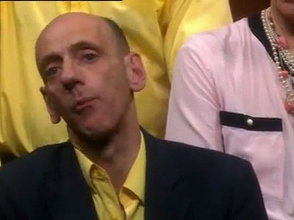 la cantatrice chauve - Ionesco (extrait 3)