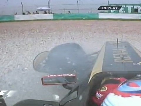 Formule 1 Malaisie 2011 FP 1 Petrov brakedisk failure
