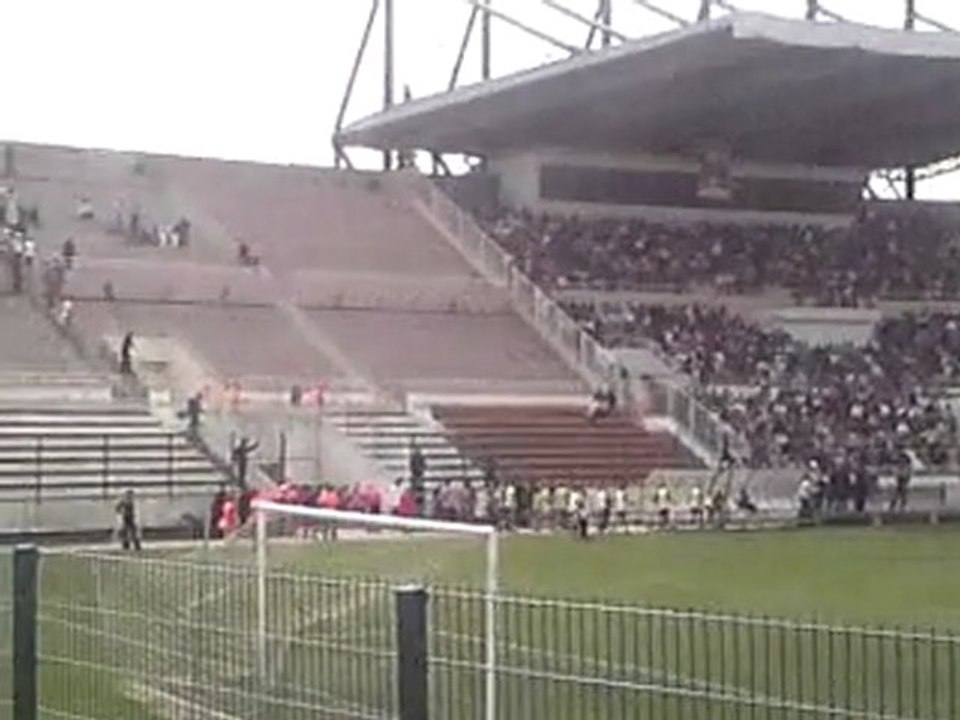 codm vs izk  2-0