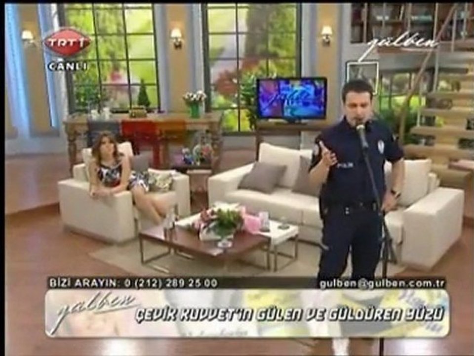 Gülben Ergen - Çevik Kuvvet'in Gülen ve Güldüren Yüzü - İbrahim Vatansever