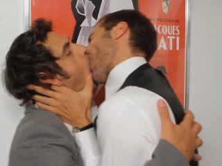 MARCOS 02x01 Follarse al novio el día de su boda