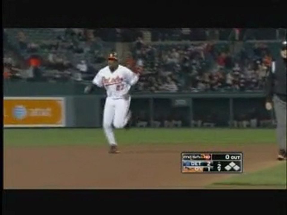 Baltimore - Detroit Highlights (4/7/11)