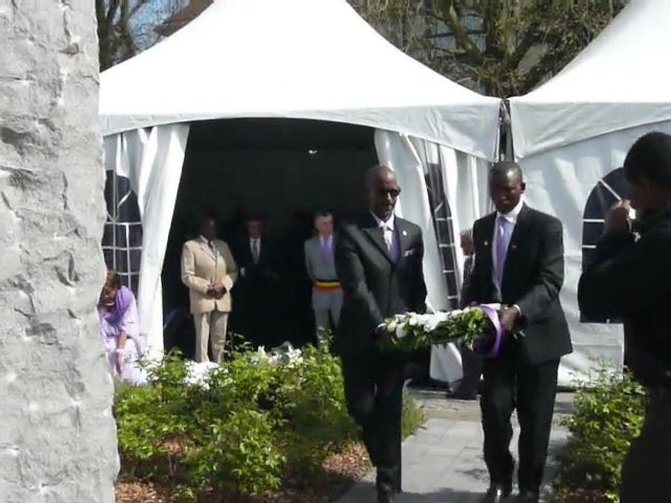 17ième commémoration du génocide des Tutsi à la Stèle