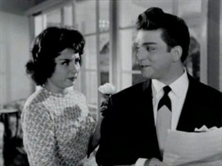 Seven Ne Yapmaz - Zeki Müren