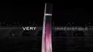 Givenchy - Véry irrésistible L'intense - Liv Tyler