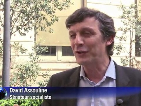 Borloo quitte l'UMP et fait un pas vers sa candidature en 2012