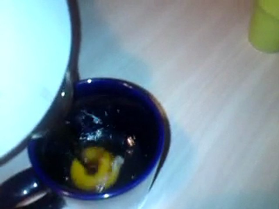J'le fais tu le fais ! - Oeuf cru dans un café chaud - Part 2