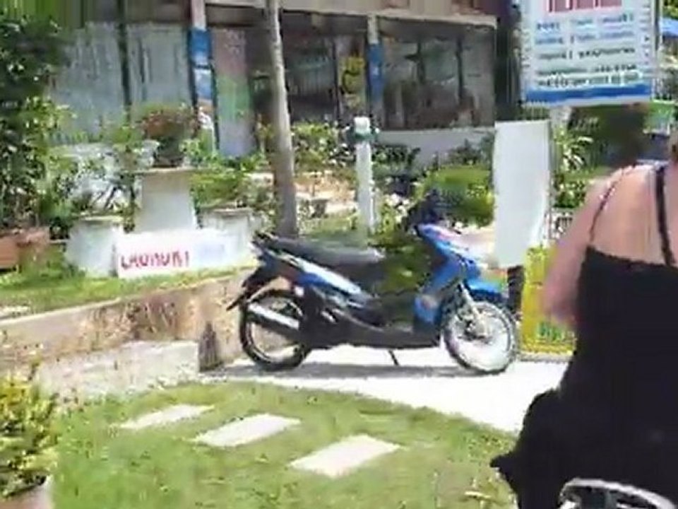 petite session scoot en famille a koh phan ghan (Thaïlande)