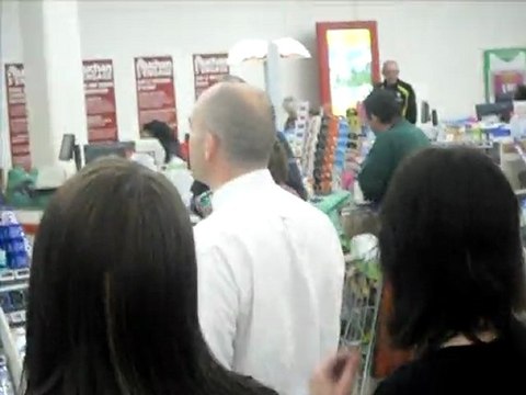 Flashmob auchan noyelles godault