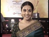 Bollywood Sizzles On The Red Carpet Of 6th Apsara Awards - Bollywood News