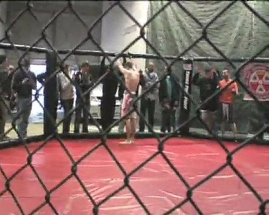 FLORIAN ROUSSEAU	TOURSFREEFIGHT	versus   JEREMY PELLOUX	HB ACADEMY