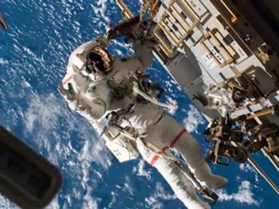 Tuluyhan Uğurlu/ Mavi Gezegen