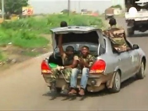 Costa de Marfil: Las tropas de Gbagbo atacan el cuartel...