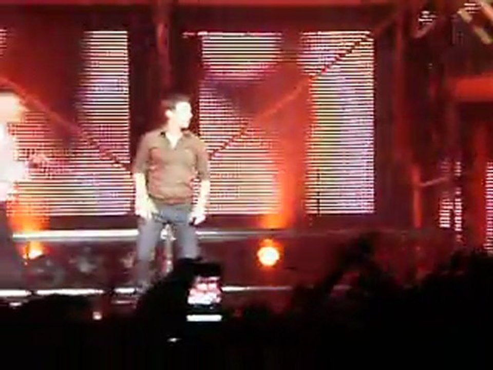 Génération 90 - Worlds Apart, Everlasting love