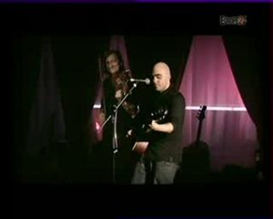 Trabendo Da Silva love song (the cure)