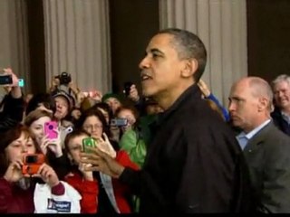 Obama's impromptu visit to Lincoln Memorial