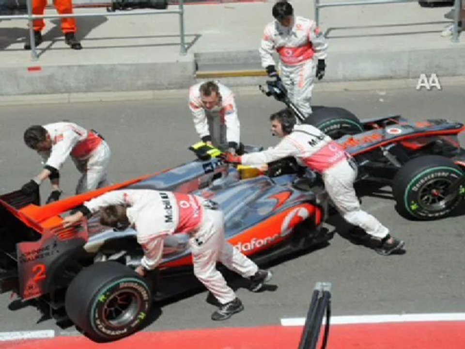 VETTEL BAŞLADIĞI GİBİ BİTİRDİ