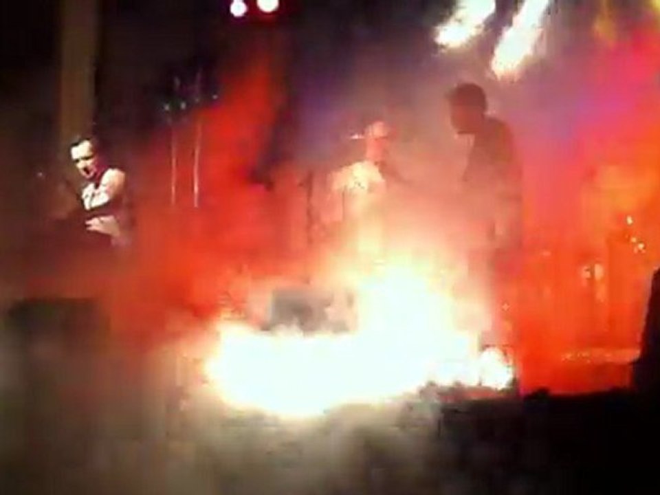 WE ARE TOXIC republica banana à Hem (le 08/04/2011)