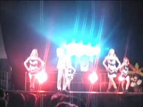 Nicolas et ses danseuses - Chante (Forbans)