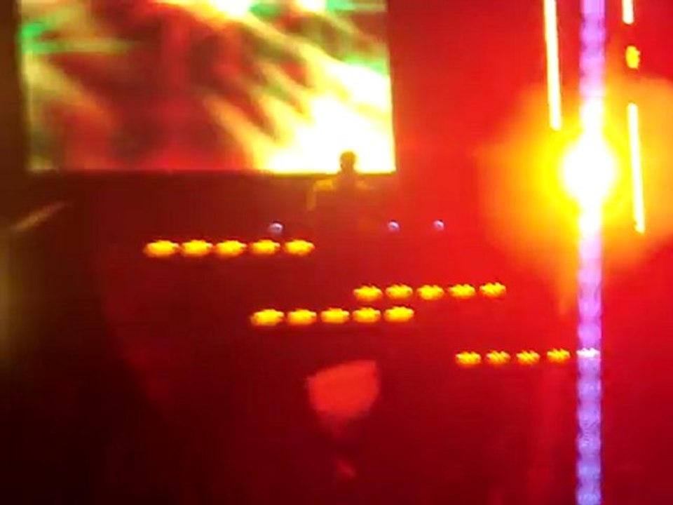 Bart B More's remix of "Fuck You" @ Roseland Ballroom