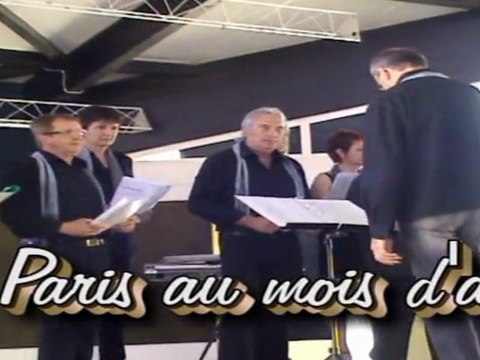 Paris au mois d'aout de Charles Aznavour