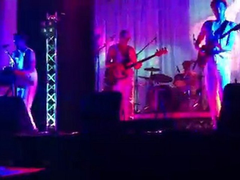 WE ARE TOXIC the story of the beast (part I) à Hem (le 08/04/2011)