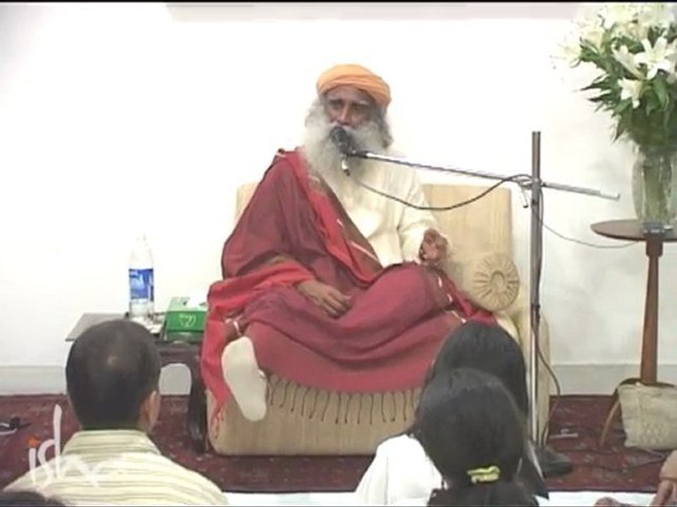 On Receiving Grace (Part 1) Sadhguru
