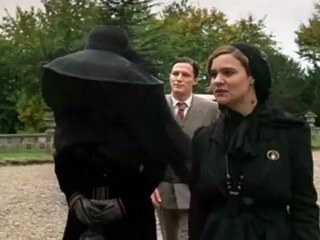 LES PETITS MEURTRES D'AGATHA CHRISTIE - LE FLUX ET LE REFLUX - extrait 2