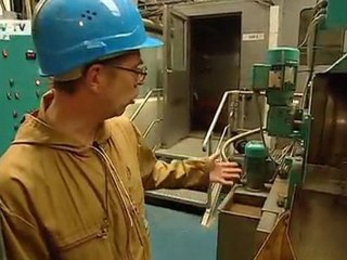 The Difficulties of a Nuclear Exit | People & Politics