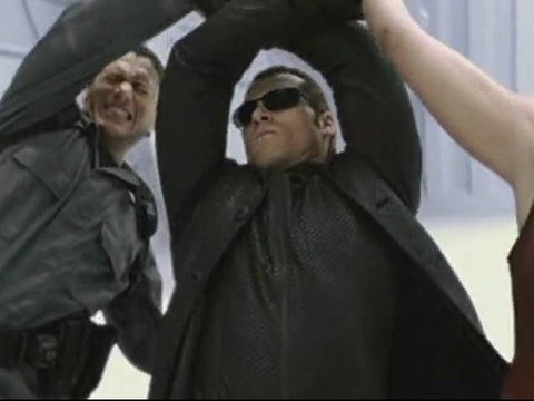 Resident evil afterlife : Wesker vs chris et claire + alice vs rototo