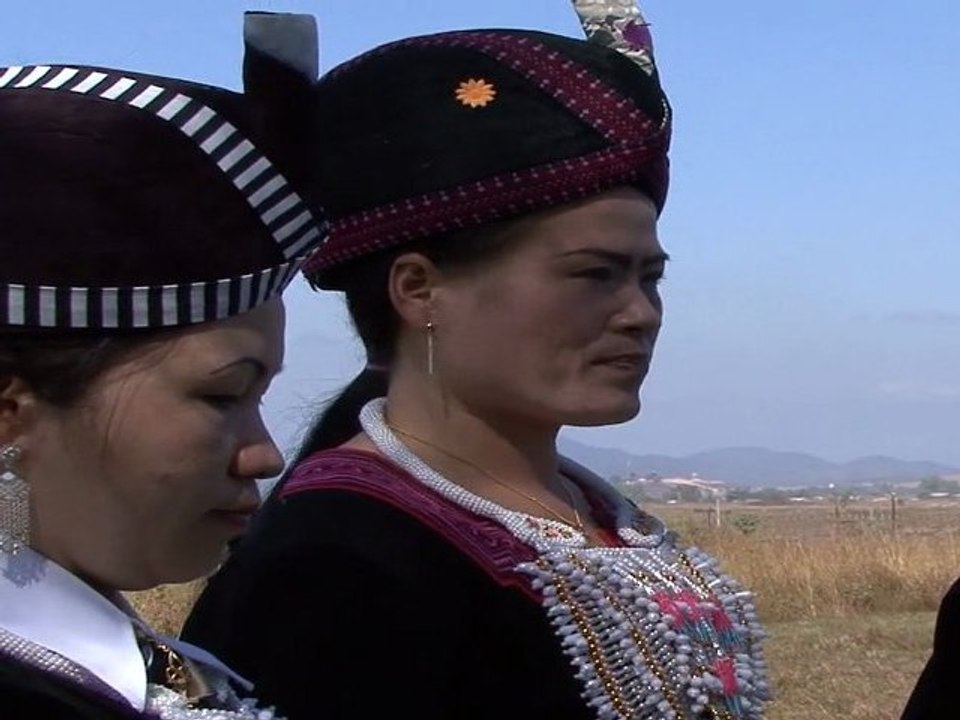 Chant Hmong LAOS par Mai Xiong Plaine des Jarres