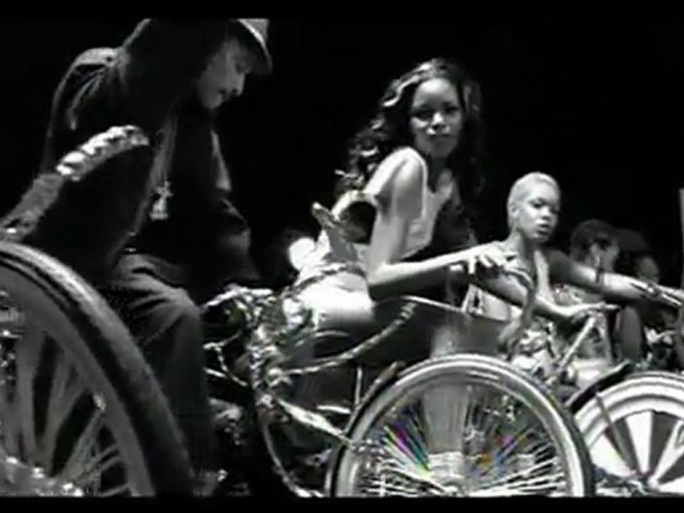 Doggy's Angels feat Snoop Dogg & Layzie Bone "Pleezbaleevit!"