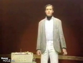 Andy Kaufman performs Mighty Mouse