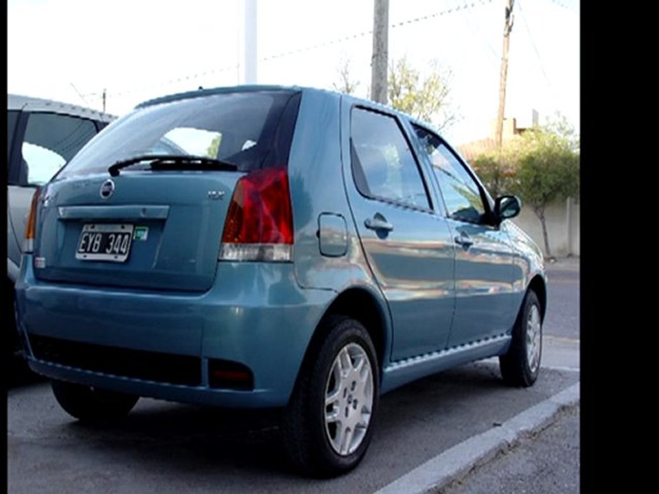 AUTOS EN MADRYN - Fiat Palio HLX 1.8 - modelo 2005