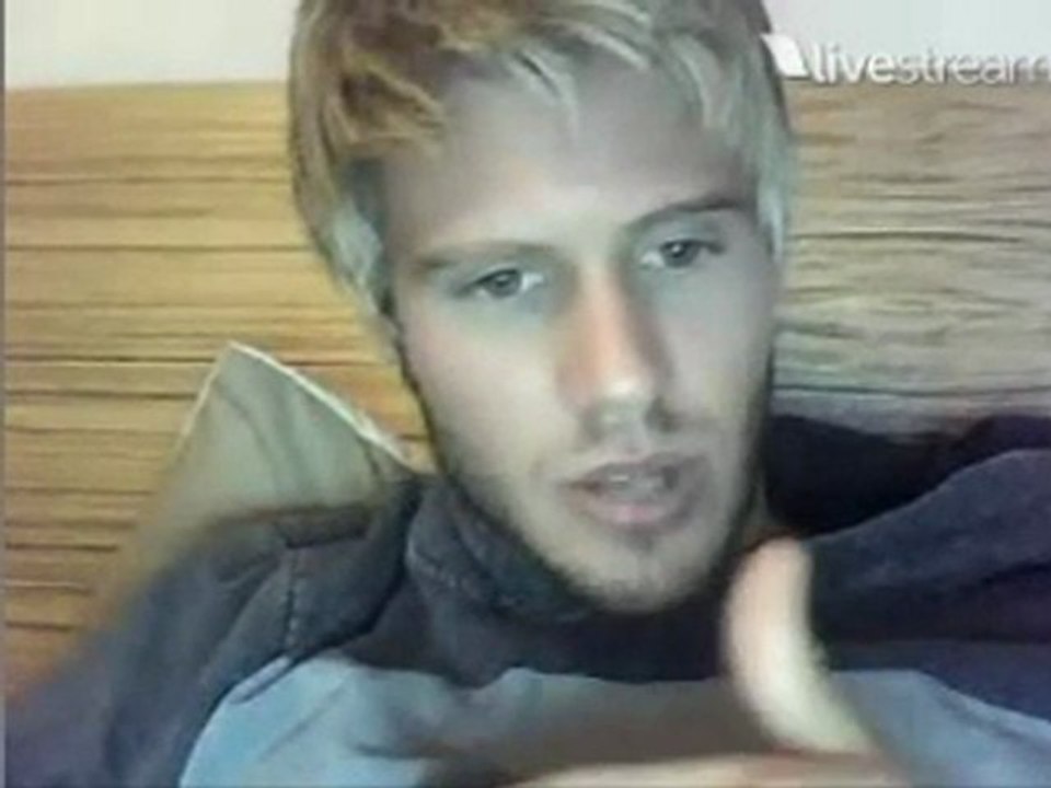 Dailymotion - Part 6 JJJ twitcam 17-11-10 6of7 - a Webcam   Vlogs video