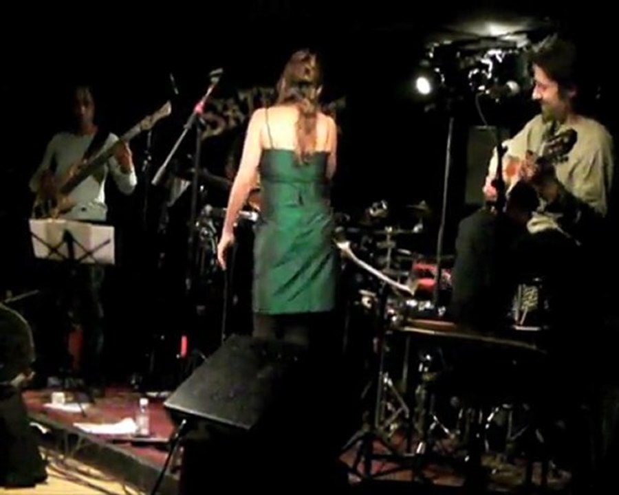 Caro Ferrer en concert au Satellit-"Bordado"(23/03/2011)