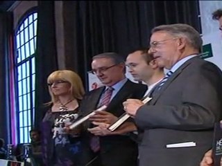 Iniesta asegura que el Barcelona no se fija en lo que hace el Madrid