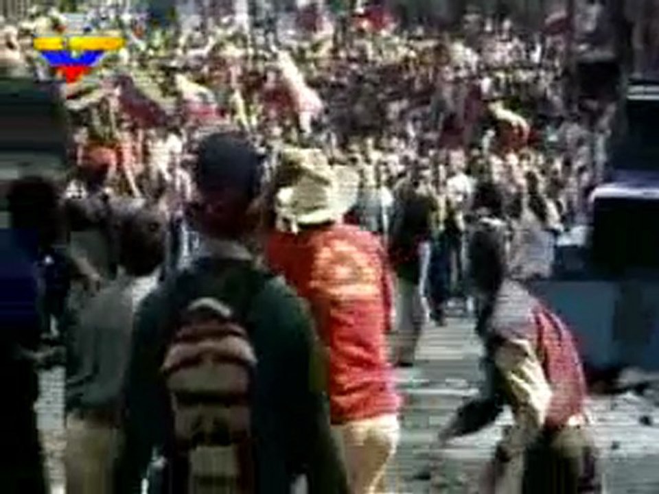 Francotiradores financiados por EEUU disparan al pueblo