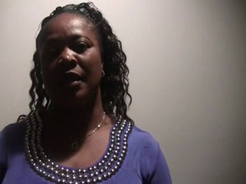 Dorothy is sharing her life  experience living in many countries.