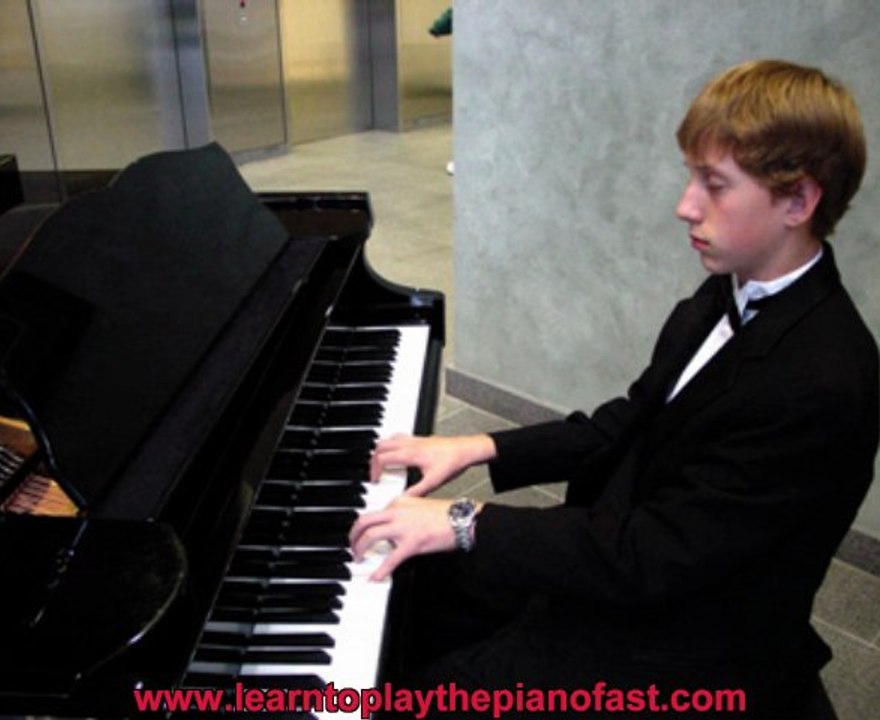 play piano by ear