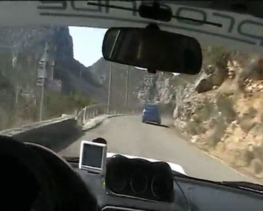 MOV00B 1